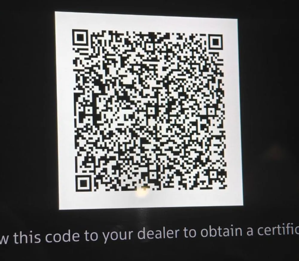 RedControl screen: “Show this code to your dealer to obtain a certificate”